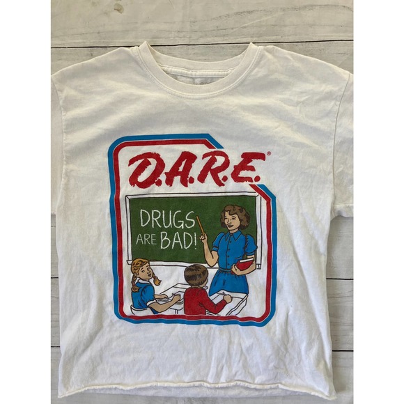 D.A.R.E "Drugs are Bad" T-Shirt Size Medium - Picture 1 of 7